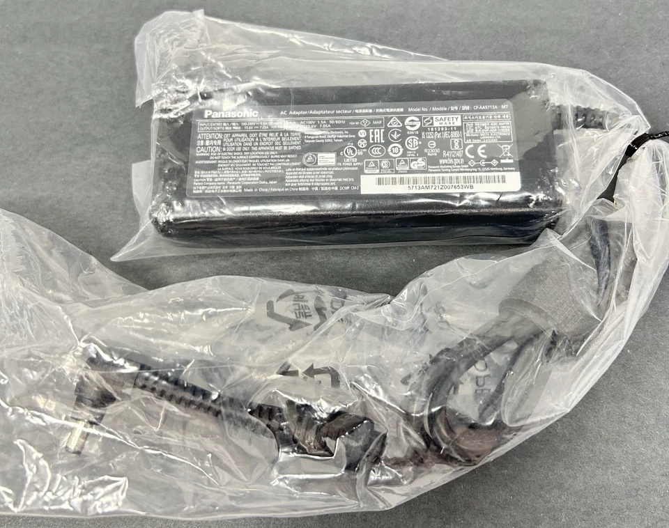 Genuine 110W CF-AA5713A AC Charger for Panasonic CF-31 CF-53 CF-52 CF-19 Adapter