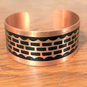HANDGEFERTIGTES 1" BREITES SCHWARZ & KUPFER GEÄTZTES ARMBAND ARMREIF RTHRITIS SCHMUCK - Bild 1 von 6