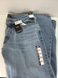 Lee Men's Legendary Regular Fit Bootcut Jeans - Picture 1 of 5