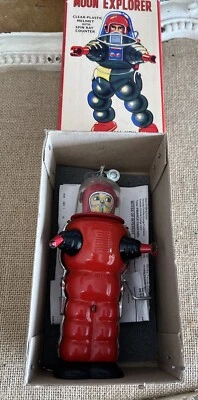 Moon Explorer Robot Wind-Up Tin Metal Red with BOX WORKING Vintage China - Image 1 of 4