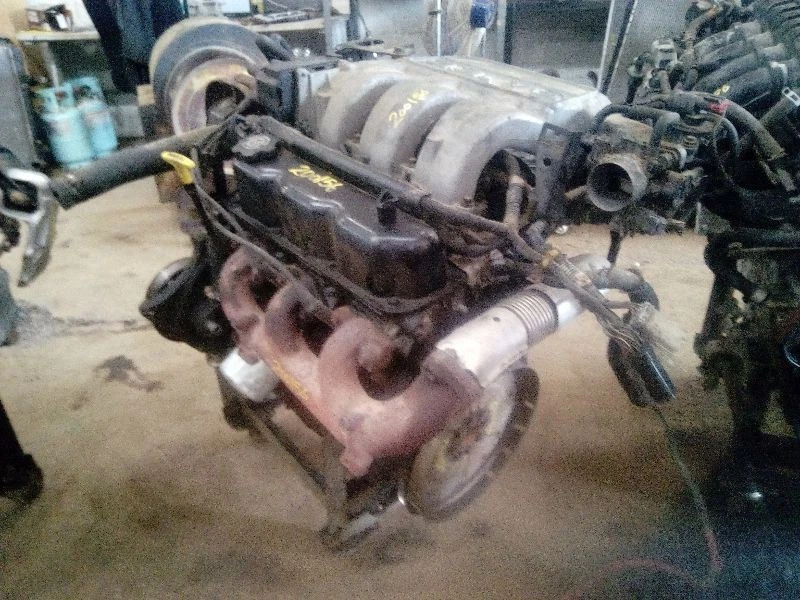 发动机 6-201 3.3L VIN R 第 8 位 适合 92-95 CARAVAN 97699 — 第 1/4 张图片