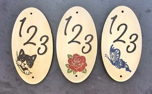 House Number Plate - Personalised Door Number Sign With Painted Engraved Image - Picture 1 of 4