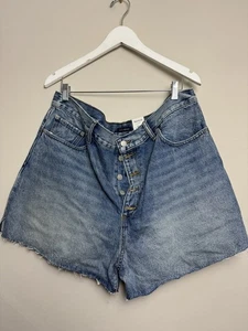 Lucky Brand Womens Denim Shorts Size 35 Traveler Boyfriend Cotton Medium Wash - Picture 1 of 6