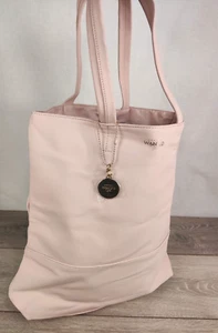 BORSA AZZARO WANTED GIRL GRANDE ROSA FINTA PELLE OPACA/SHOPPER CON CIONDOLO - Foto 1 di 5