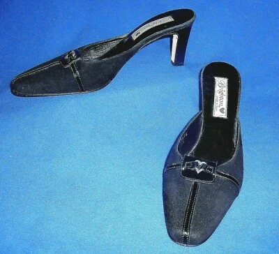 ZAPATO ITALIANO BRIGHTON MUJER MULA 8,5 M TACÓN WANDA PLATA CORAZÓN RIBETE NEGRO Foto 1 de 2