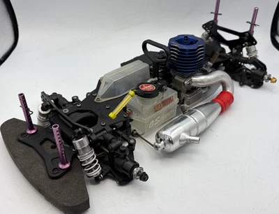 For parts Tamiya TG10R chassis with engine and servomotors - Image 1 of 4