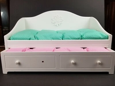 Cama de día American Girl Dreamy - 2013 Foto 1 de 4