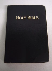 1986 Holy Bible Concordance KJV Red Letter Edition Black Faux Leathe Giant Print - Picture 1 of 6