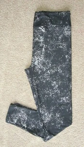 LuLaRoe OS ~ Black & Gray Speckled ~ Leggings ~ New Release ~ Classic ~ Matches  - Picture 1 of 2