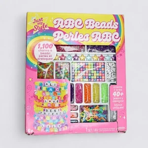 Just My Style ABC Beads 1100 Charms & Beads Jewelry Making Kit by Horizon Group - Picture 1 of 6