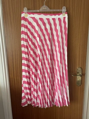 M&S Pleated Striped Skirt Size 14 - Image 1 of 4
