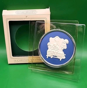 Vintage 1984 Hallmark Andenken Norman Rockwell "Caught Napping" Ornament  - Bild 1 von 5
