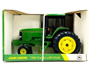 1/16 John Deere 7800 Tractor with Duals - Picture 1 of 3