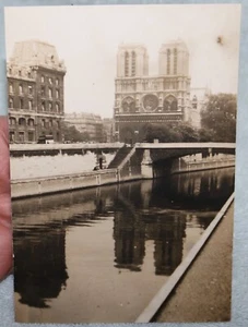 VINTAGE 1930'S PHOTO PARIS NOTRE DAME CATHEDRAL LE SEINE - Picture 1 of 4