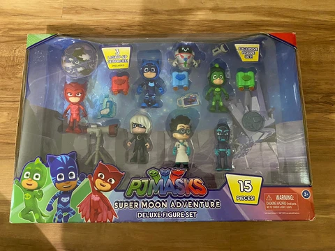 PJ Masks Super Moon Adventure Deluxe Figure Set 15 pieces New Cover