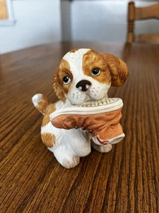 Figura de colección HOMCO interiores del hogar cachorro perro masticar zapatos 1405 - Imagen 1 de 6