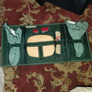 Picnic At Ascot Portable Picnic Fold over Travel Wine & Cheese Kit NWOT - Picture 1 of 6