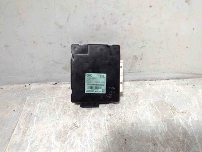 Centralina chiusura centralizzata KIA SORENTO I JC 954003E310 2.5 Diesel 27722703 - Immagine 1 di 4
