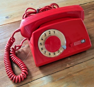 Ancien TELEPHONE POLONAIS RWT ELEKTRIM vintage ASTER 72F de 1975 ROUGE RARE - Afbeelding 1 van 10