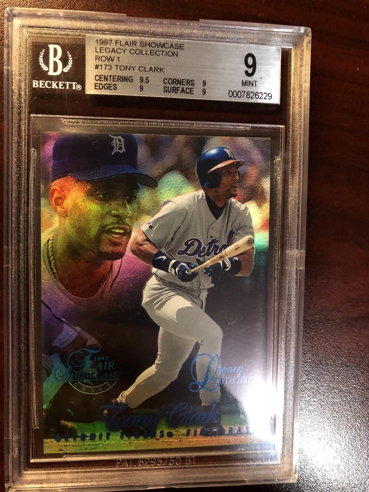 1997 FLAIR SHOWCASE ROW 1 LEGACY COLL #173 TONY CLARK TIGERS SP #/100 BGS 9 MINT - Image 1 of 2