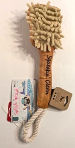 P.L.A.Y. Juguete de peluche para perro Bark n Bristles - 10" x 3,5" - Chirriante y Churchie - Imagen 1 de 3
