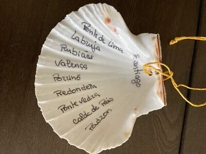 GROSSE einzigartige Jakobsmuschel, Pilgerweg, Rucksack Santiago de Compostela - Bild 1 von 2
