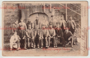OLD CABINET PHOTO SCOTTISH INDUSTRIAL GROUP EDWIN WALKER ABERDEEN SCOTLAND 1880S