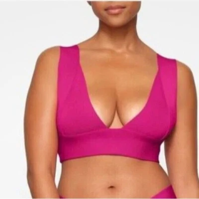 Top de bikini tejido SKIMS para nadar color: piruleta magenta talla: 4X nuevo con etiquetas Foto 1 de 4