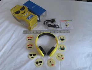 (1) NEW Polaroid Emoji Headphones w/ Bluetooth CUSTOMIZABLE - 4 sticker sets! - Picture 1 of 12