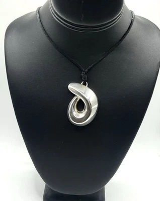 Colgante grueso Simon Sebbag de plata de ley/925 con encaje de seda Foto 1 de 4