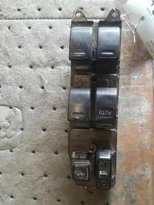 XA SCION 2005 Door Electrical Switch (Master) 499047 - Picture 1 of 4