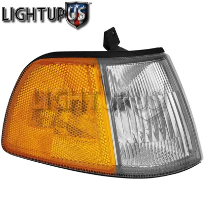 Right Passenger Side RH Corner Signal Light for 1990-1991 HONDA CIVIC Hatchback - Image 1 of 2