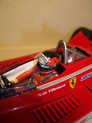1/18 FIGURE GILLES VILLENEUVE DRIVING  VROOM PAINTED  EXOTO  MATTEL  GP REPLICAS - Image 1 of 4