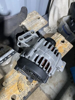 ALTERNATOR For VOLVO And FORD valeo BV6N-10300-BA 31285435 - Image 1 of 4