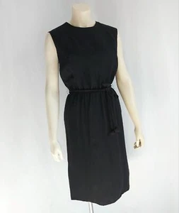MID-CENTURY vintage 1960s LBD BLACK TAILORED Belted SHEATH DRESS - S / M - Picture 1 of 8