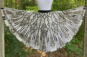 Vtg 50s Tipicano Aztec Geometric Painted Sequined Mexican Circle Skirt 28+ Waist - Picture 1 of 8