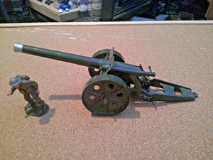 Britains Naval Gun 8" 1/32nd scale metal good condition - Picture 1 of 6