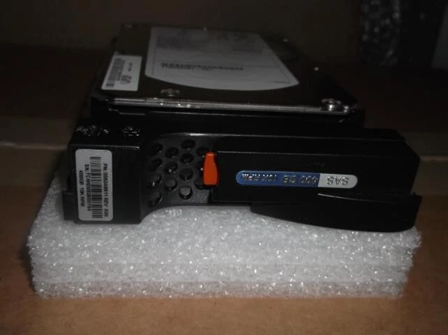 EMC Dell AX4-5 CM589 005048811 AX-SS10-400 400GB SAS 10k hard drive - Image 1 of 2