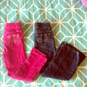 Par de jeans ajustados Arizona Faded Glory y rosa - Imagen 1 de 10