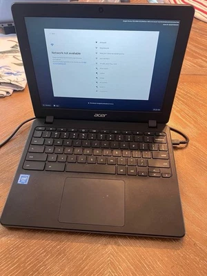 Acer Chromebook C731 серии модель N16Q13 11,6 «16 GB SSD 4 GB RAM - Изображение 1 из 4