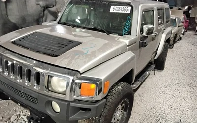 2007 Hummer H3 3.7L Engine Motor OEM 167K Miles - LKQ434104572 - Image 1 of 4