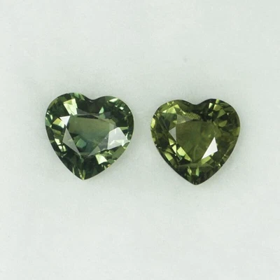 3.11 ct BEST GRADE RARE 100% NATURAL GREEN SAPPHIRE HEART 2pcs See Vdo 0417 JB - Image 1 of 3