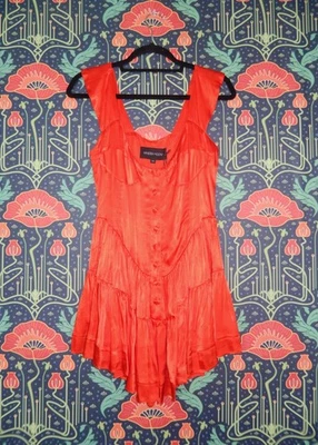 Vestido mameluco Vanessa Mooney Elisabeth rojo satinado nuevo con etiquetas M Foto 1 de 4