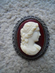 Vintage Necklace/Pin Cameo.  NICE! - Picture 1 of 4