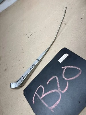 1973 78 1979 Ford Bronco F100 F150 F250 F350 ONE WINDSHIELD WIPER ARM NO SPRING - Image 1 of 4