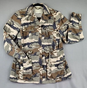 Chaqueta camuflada Banana Republic para mujer con botones cordón cintura ceñida talla pequeña - Imagen 1 de 7
