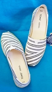 Tom's Alpargeta Seil natürliche globale Streifen Slipper Canvas Schuhe-Größe 9,5 ~ neu mit Etikett - Bild 1 von 10