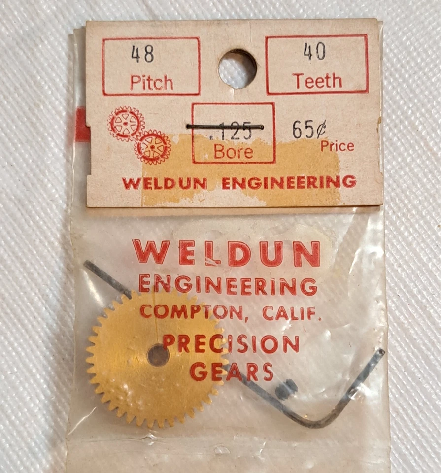 Винтажная трассовая автомодель Weldun Engineering диаметр отверстия 0,125 дюйма коронная передача 40 зубьев шаг 48 новая из старых запасов - Изображение 1 из 1