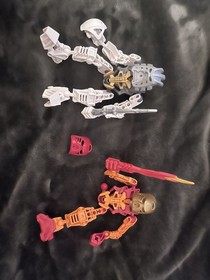 Lego Technic Bionicle - Stars Takanuva and Tahu (2010) - INCOMPLETE