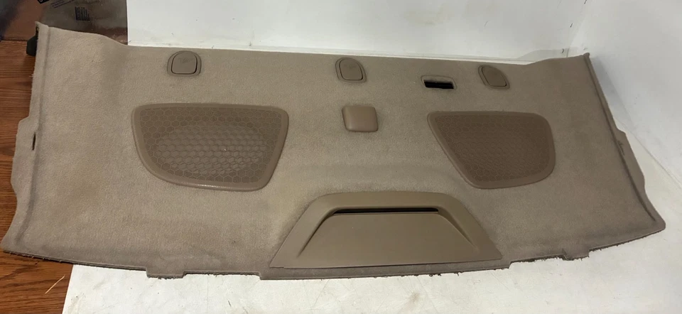 Buick Lucerne 2006 equipamiento bandeja moldura, cubierta de altavoz trasero Foto 1 de 4